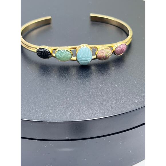 Scarab Gemstone Five Insect Beetle
Agate Onyx chalcedony Cuff bracelet - Picture 3 of 8